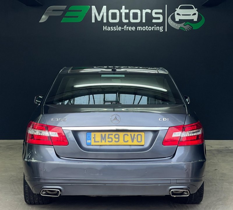 MERCEDES-BENZ E CLASS