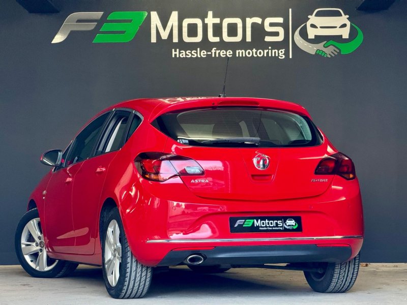 VAUXHALL ASTRA