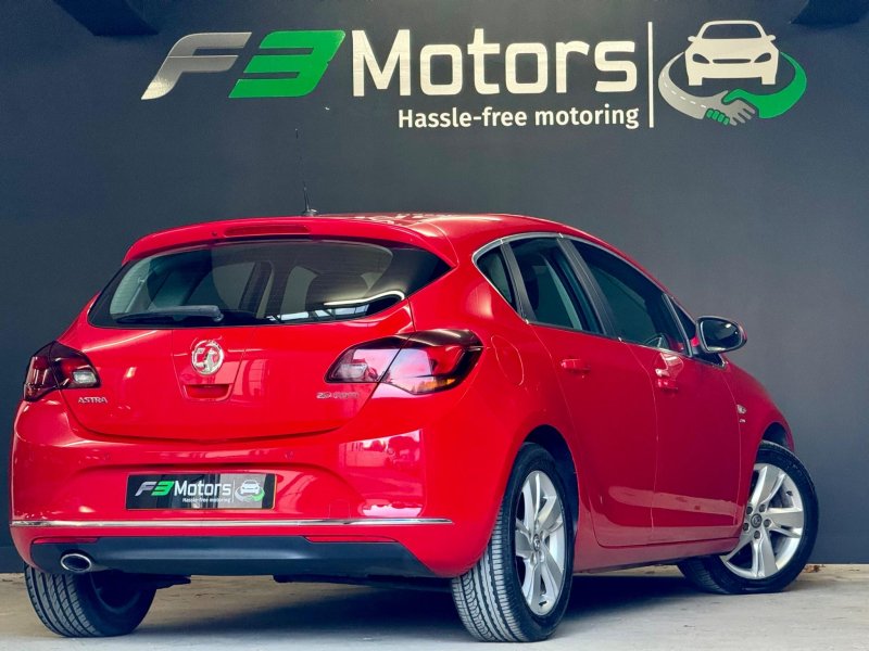 VAUXHALL ASTRA