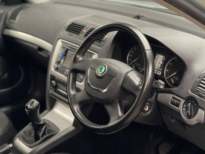 SKODA OCTAVIA