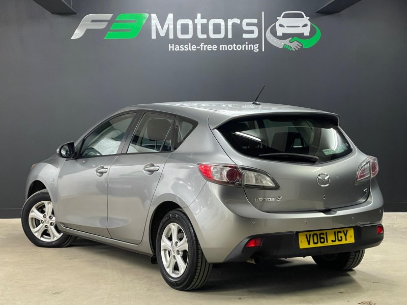 MAZDA MAZDA3