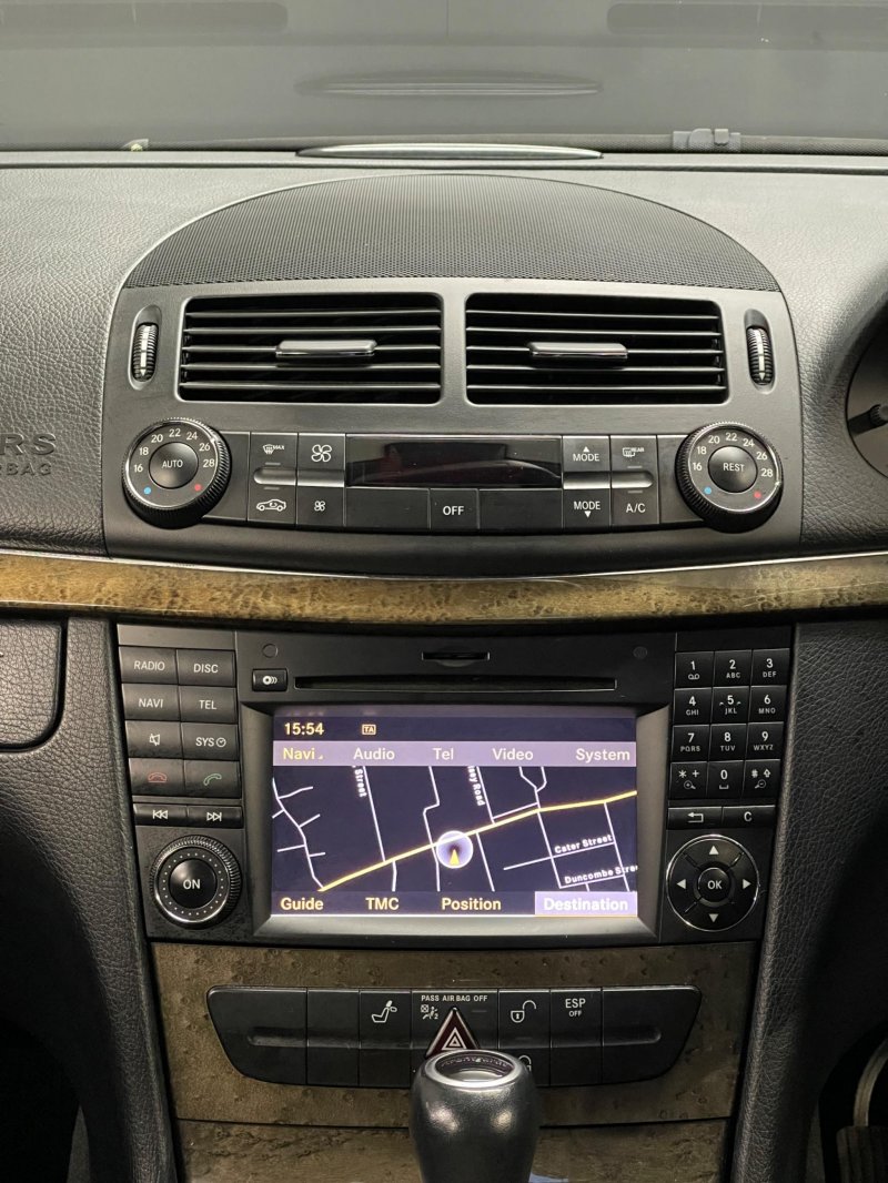 MERCEDES-BENZ E CLASS