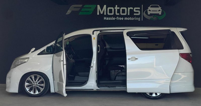 TOYOTA ALPHARD