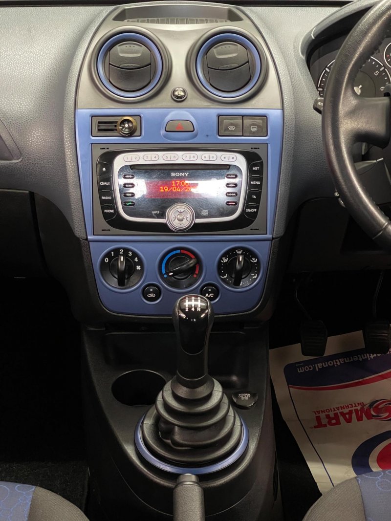 FORD FIESTA