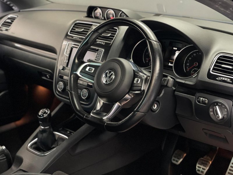 VOLKSWAGEN SCIROCCO